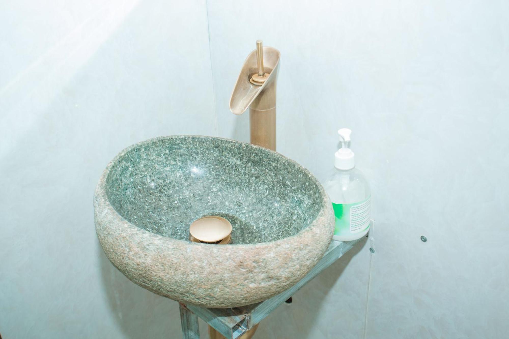 Phong Nha A Little Leaf Homestay Exteriör bild
