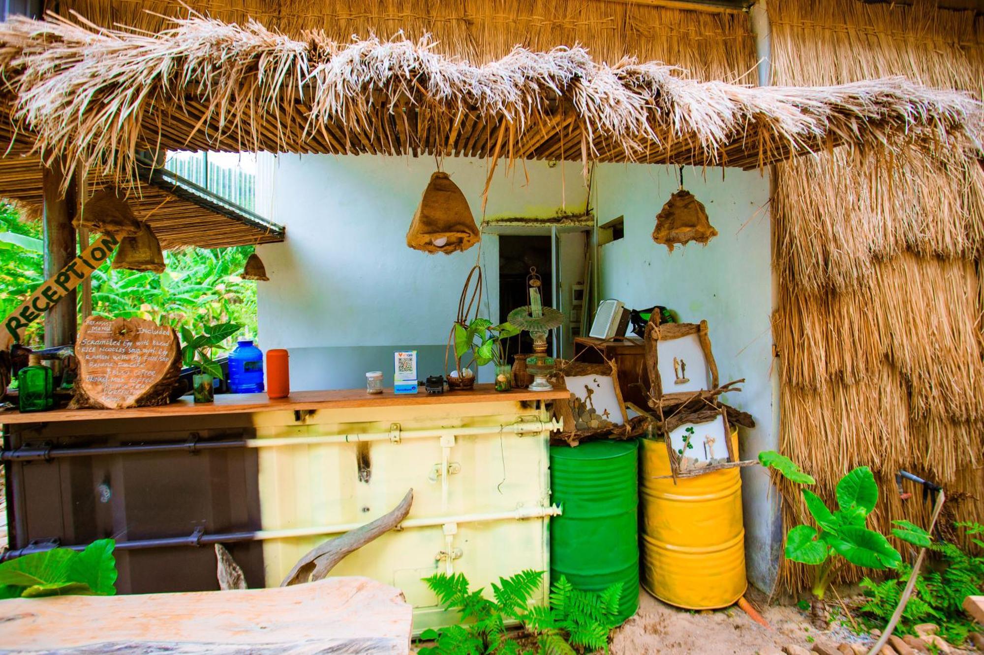 Phong Nha A Little Leaf Homestay Exteriör bild
